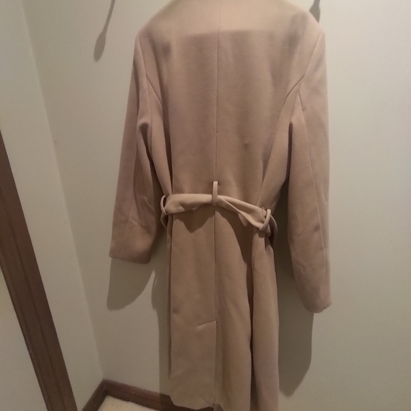 City Chic tan felt coat - Picture 4 of 4
